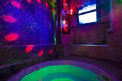 Portland Tub and Tan - An Urban Escape | On Portland