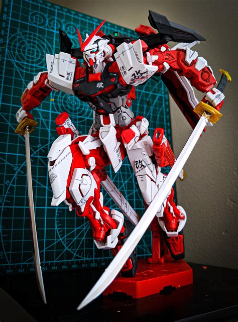 Gundam Astray Red Frame 1100 Mg Gunpla