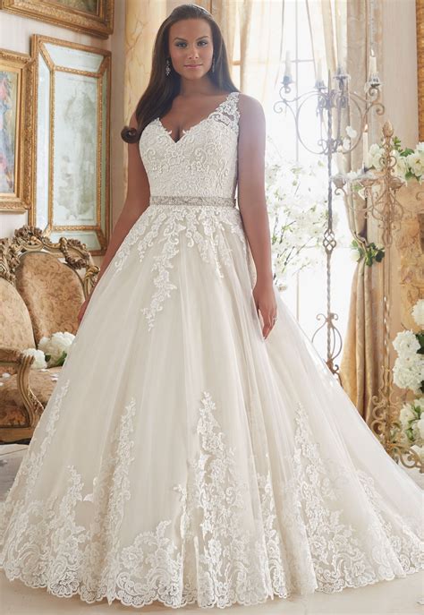 Available in your favorite brands such as adrianna papell, jkara, and mgny madeline gardner new york, dillard's has the perfect dress for your big day. Plus size Wedding Dress Gallery | Cardiff Bridal Centre