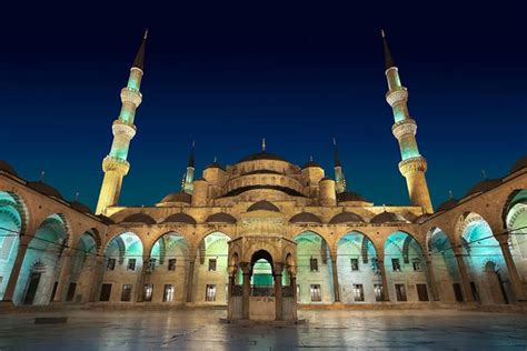 مسجد سلطان احمد در استانبول - ترکیه - ایوار