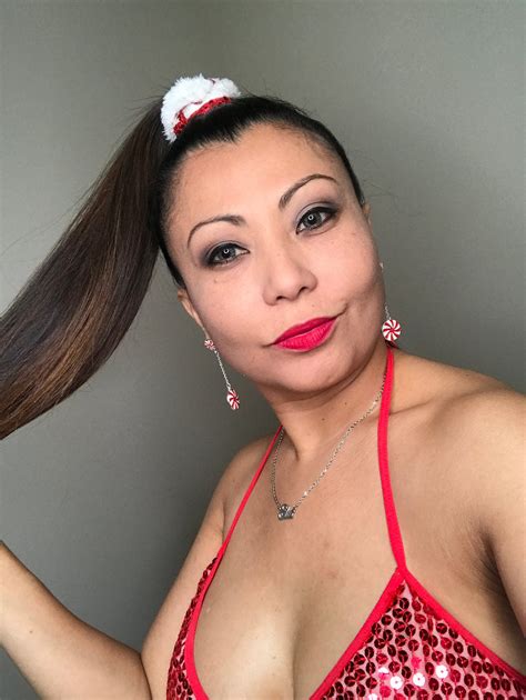 Tw Pornstars Krystal Davis Asian Hotwife Twitter Slut For Santa Pm Dec