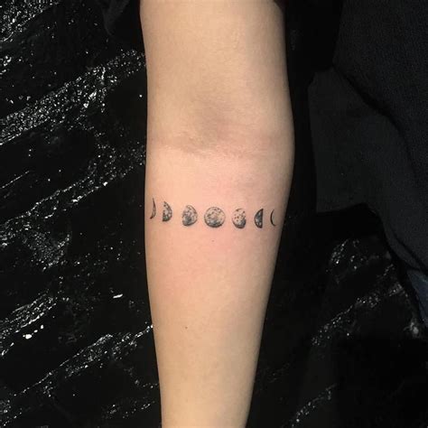 Small Tattoos En Instagram Moon Phases By Tattoobychang