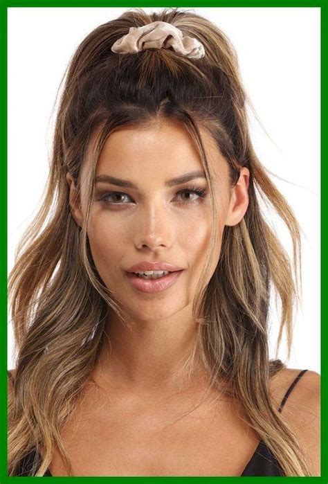 21 Cute Scrunchie Hairstyles For Short Hair Hairstyle Catalog