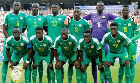 موقع جول العرب الرياضي | goalarab من أجل رصد كافة الأحداث الجارية داخل الملاعب ونشر جميع مواعيد المباريات على مدار اليوم. إعلان أليو سيسيه عن تشكيلته النهائية استعدادا لكأس أمم ...