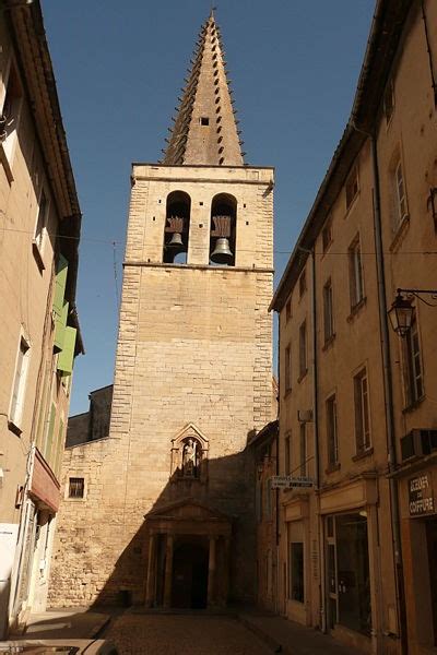 En plein cœur du département du gard, la ville se présente comme une ville. Église Saint-Jean-Baptiste de Bagnols-sur-Cèze | Musée du ...