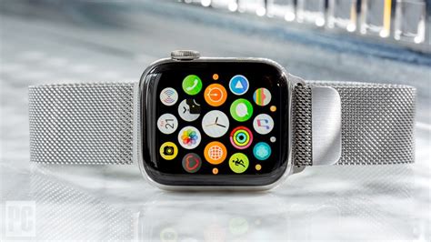 With the right apple watch programs, you can track your physical activities, monitor your health, and improve your fitness. WatchOS 5.1 Is Bricking the Apple Watch Series 4 | News ...