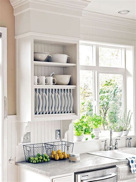 They're meant to be functional, and that doesn't often leave room for flair — unless, of course, you put that plain dish rack on top of a colorful, floral tray! 30+ Fancy Diy Farmhouse Plate Rack Ideas That You Can Do #plateracks in 2020 | Kitchen window ...