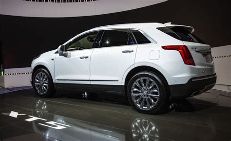 Edmunds also has cadillac xt5 pricing, mpg, specs, pictures, safety features, consumer reviews and more. Cadillac XT5: The New Era Of Luxury SUVs? | Best Suv Site