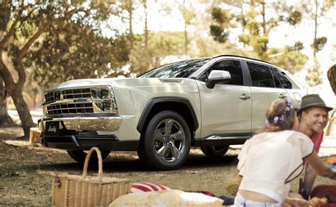 This suv or a … Mitsuoka Turns the Toyota RAV4 into an SUV from the '80s