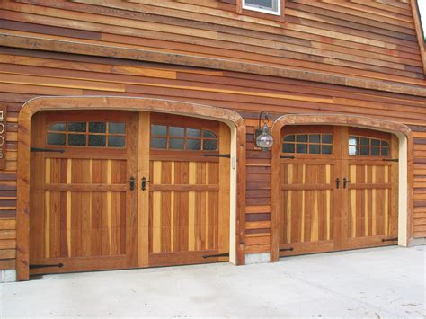 23 Luxurious Wood Garage Doors Home Decoration And Inspiration Ideas
