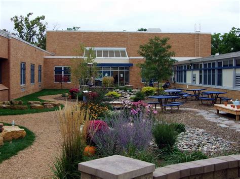 Deephaven Elementary School Interactive Outdoor Classroom Outdoor