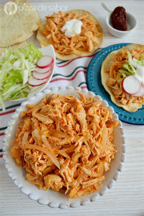 C Mo Hacer Tinga De Pollo Pizcadesabor Com Buffalo Chicken Recipes Spicy Chicken Recipes