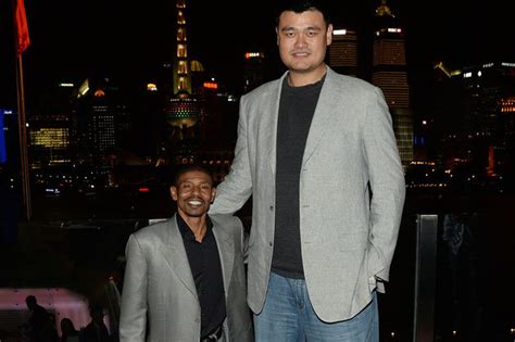 Yao Ming A Tallness Compendium The Dream Shake