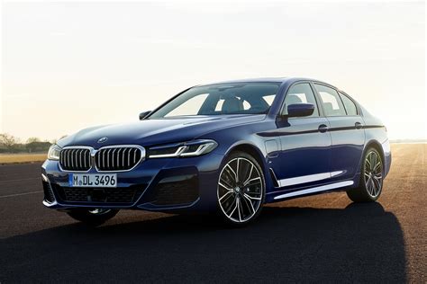 2021 Bmw 5 Series Arrives With All The Updates Weve Been Craving Carbuzz