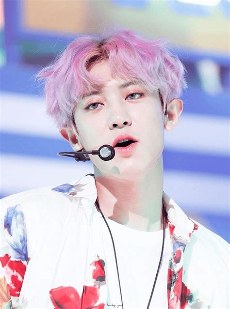 Let the happy virus infect you! 6 Warna Rambut Chanyeol EXO yang Paling Ikonik - iniKpop
