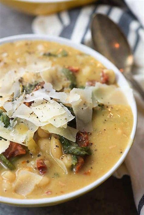 Enjoy the videos and music you love, upload original content, and share it all with friends, family, and the world on youtube. Tuscan White Bean Soup in the slow cooker | Buns In My Oven