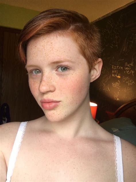 十代の赤毛レズビアン プライベート写真自家製ポルノ写真