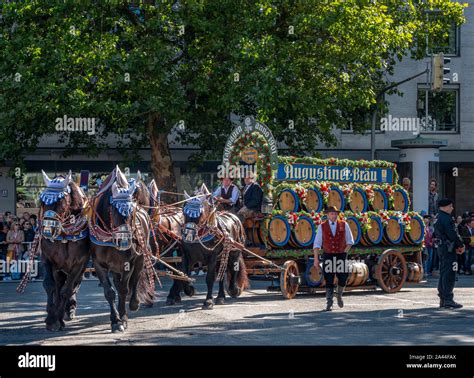 Horse Drawn Carriage Bavaria Hi Res Stock Photography And Images Alamy