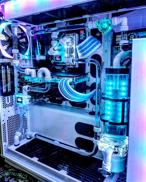 Pin By Thetvtaster On Pc Builds Computer Gaming Room Gaming Pc