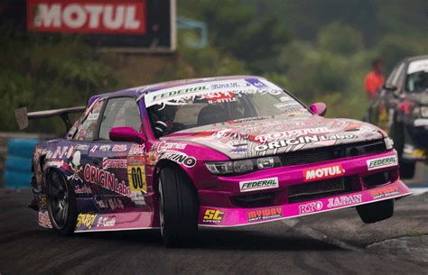 Pink Style Gp Naoki Nakamura Shows Nz How To Party The Motorhood