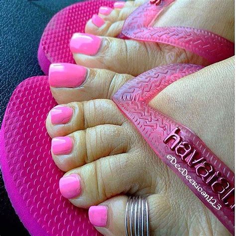 sole seeker1 on instagram “ toestuesday with pinktoes and flipflops of the beautiful