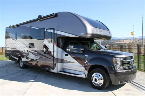 Super C Rvs Are Awesome And Heres Why Camping World