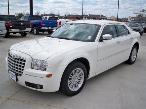 2010 Chrysler 300 Touring News Reviews Msrp Ratings With Amazing