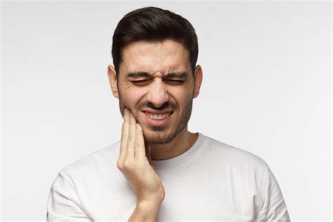 tooth sensitivity symptoms causes and treatment options