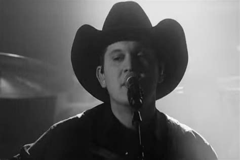 And i'll be outside your house. Jon Pardi Releases 'Dirt on My Boots' Music Video