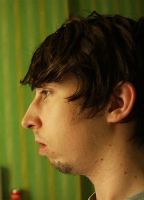 Improve your jawline and strengthen your jaw muscles with this innovative trainer Why do some people have weak jawlines like this? | Sherdog ...