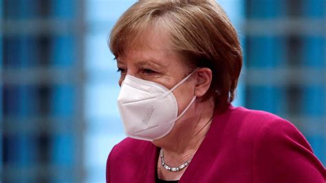 Allemagne Angela Merkel A Reçu Une Première Dose De Vaccin Astrazeneca