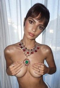 Emily Ratajkowski Showing Off Her Tits And Ass In France