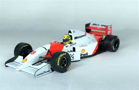 Automobilli Miniaturas Colecionáveis Miniatura McLaren Ford MP4 8