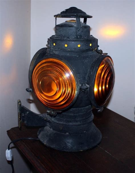 Antique Armspear Railroad Signal Caboose Switch Lamp Lantern
