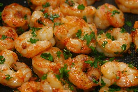 Pan-fried Shrimps with garlic and parsley Julie Nutrition Simple Tasty