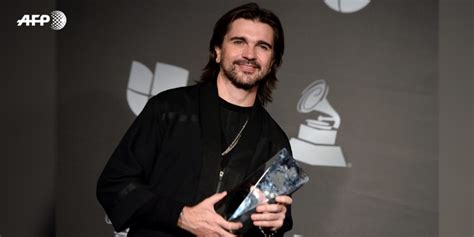 Juanes Recibe El Premio A Persona Del Año En El Latin Grammy 2019