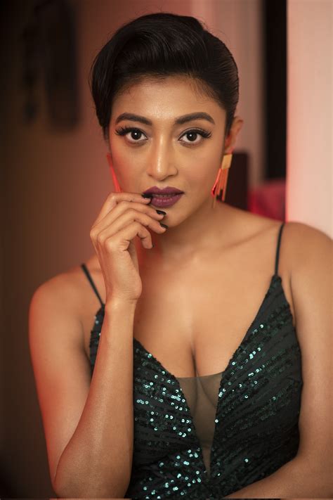 Paoli Dam Fan Photos Paoli Dam Pictures Images 82754 FilmiBeat