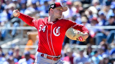 The cincinnati reds have signed their former 1st round pick nick howard. Sonny Gray strikes out 7 as Cincinnati Reds lose Cactus ...