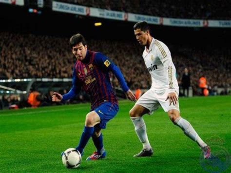 Messi Vs Ronaldo 2016 Wallpapers Wallpaper Cave
