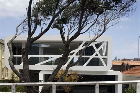Urban Beach House With Ultra Modern Street Presence Modern House Designs