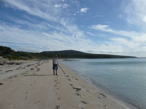 Port lincoln is a historic township and gateway to the stunning eyre peninsula in south australia. Nele & Andrew Around Oz: Surfleet Cove, Lincoln National ...