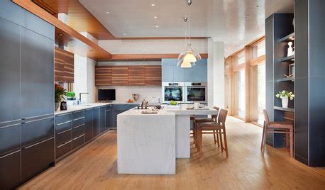 Kitchen cabinets are an integral part of any kitchen remodel. Kitchen Cabinets on Houzz: Tips From the Experts