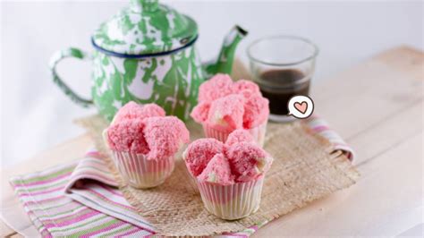 1 butir gula halus : Resep Bolu Kukus Mekar Cantik, Yuk Coba!