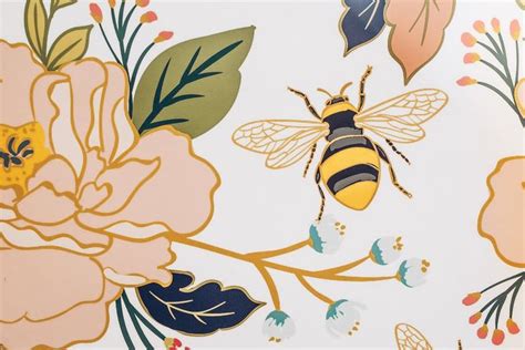 Flower And Honey Bee Wallpaper In 2020 Cute Desktop Wallpaper Desktop