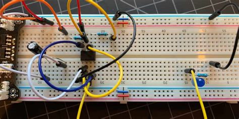 Using A 555 Timer In Astable Mode The Geek Pub