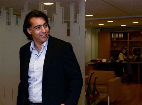 4 miembro del partido socialista (ps) entre 1990 y 2009, fue diputado entre 2006 y 2010 por el distrito n.º 10. Marco Enríquez-Ominami y Marisela Santibáñez lanzan ...