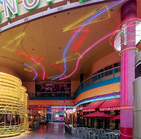 Honeysweetkiss Arcade Las Vegas Dead Malls Vintage Mall 80s Vibes