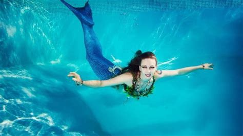Mermaid Performers Aquatic Themed Entertainment