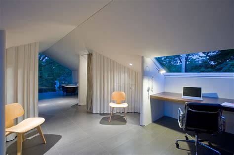 Erstellt am 8 april 2017. Crawford Attic Writer's Room Conversion by PARA-project ...