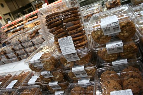 You'll obviously want to start with making those cookies. Costco Cookies | I got the ones standing up. Muchos yummy sa… | Flickr